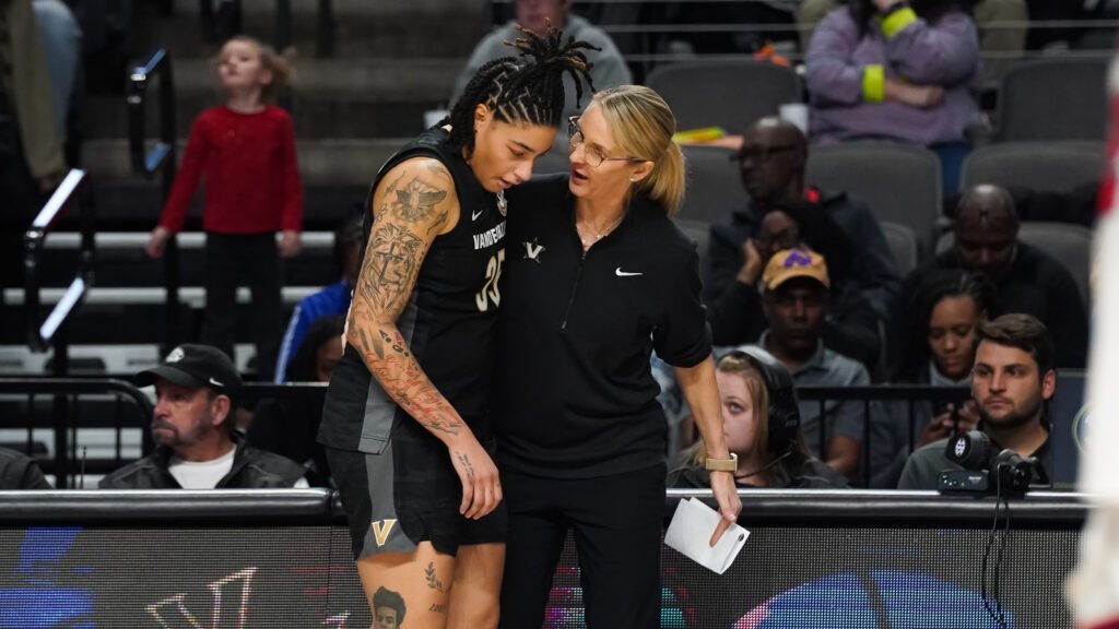 Vanderbilt drops to Ole Miss