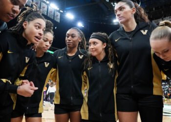 Mikayla Blakes and Aubrey Galvan